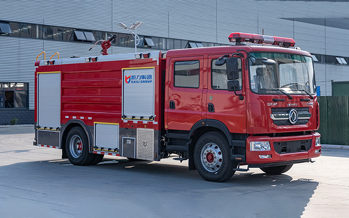 东风D9外露水罐消防车