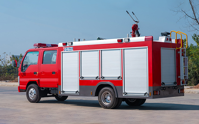 五十铃600P泡沫消防车