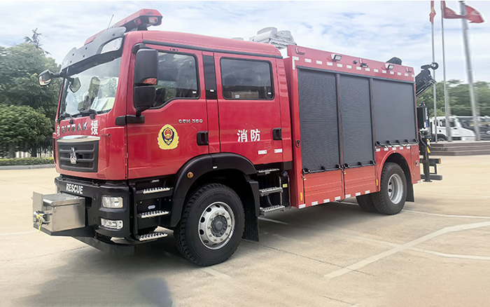 汕德卡单桥抢险救援消防车