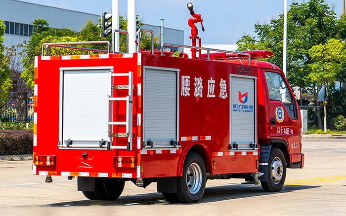 小卡之星2消防洒水车