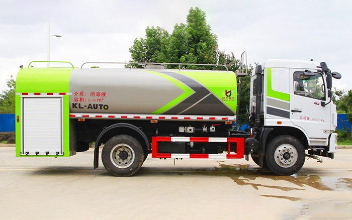 东风华神消防洒水车