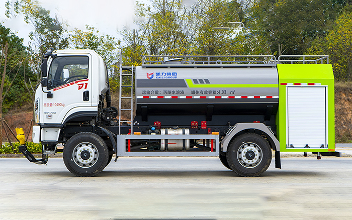 D1四驱消防洒水车