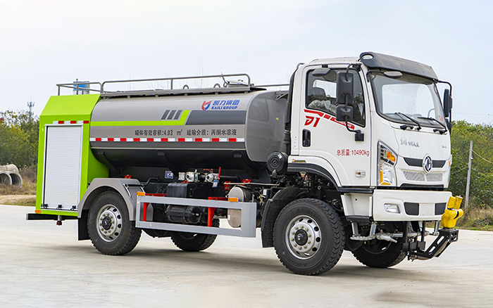 D1四驱消防洒水车