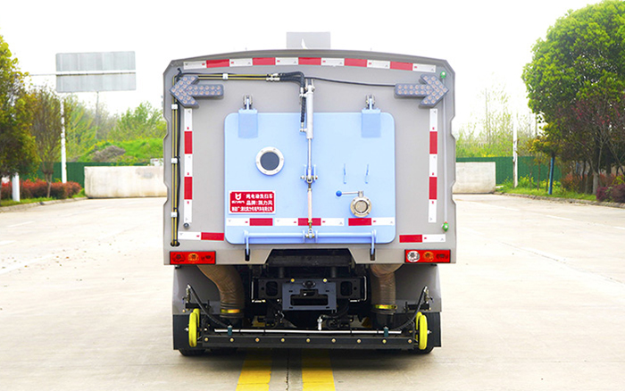 福田领航S1纯电洗扫车