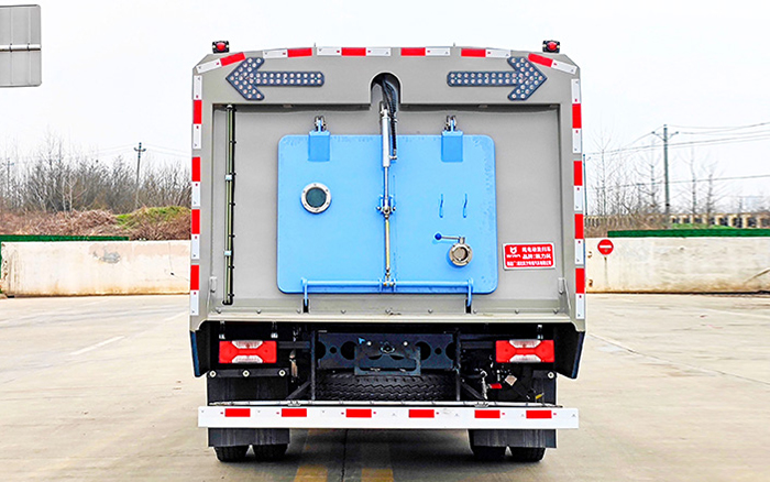 上汽跃进纯电洗扫车