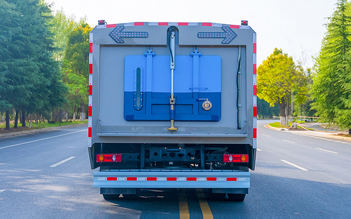 东风天锦纯电洗扫车