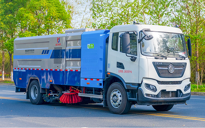 东风天锦纯电洗扫车