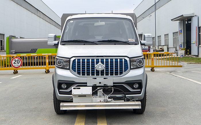 长安神骐纯电路面清洗车