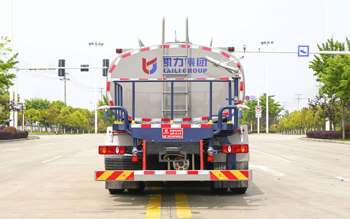 东风天锦纯电路面清洗车