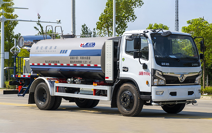 东风福瑞卡混动绿化喷洒车