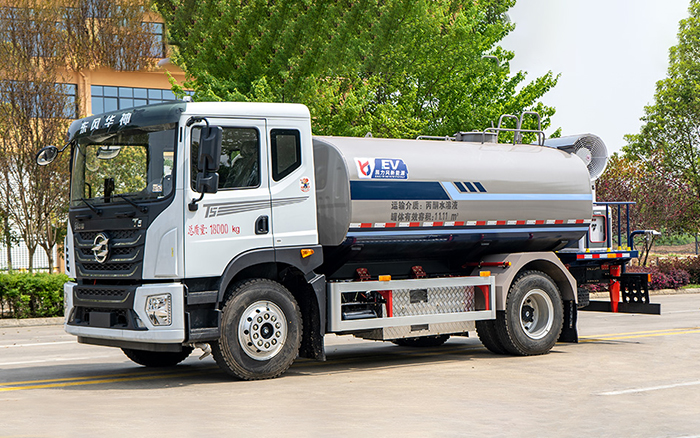 华神T5纯电绿化喷洒车