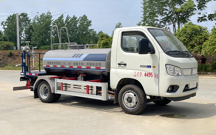 福田领航S1纯电多功能抑尘车