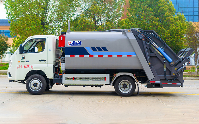 祥菱M2纯电动压缩式垃圾车