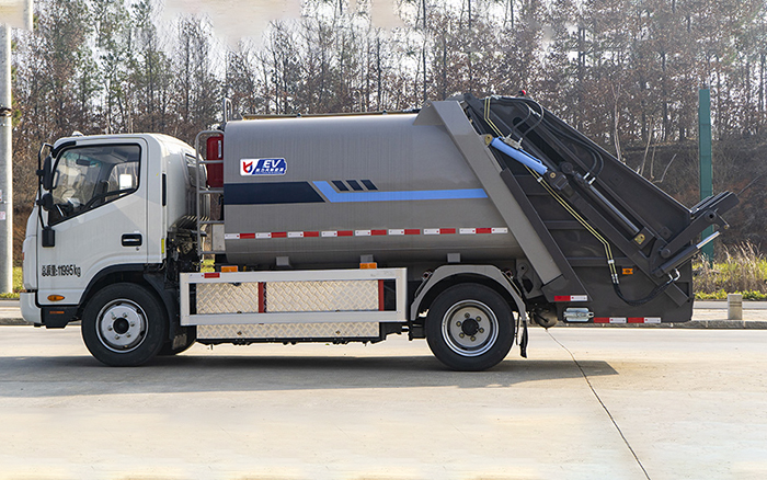 江淮帅铃纯电动压缩式垃圾车