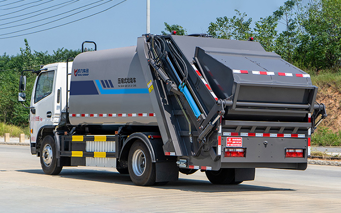 东风凯普特纯电压缩式垃圾车