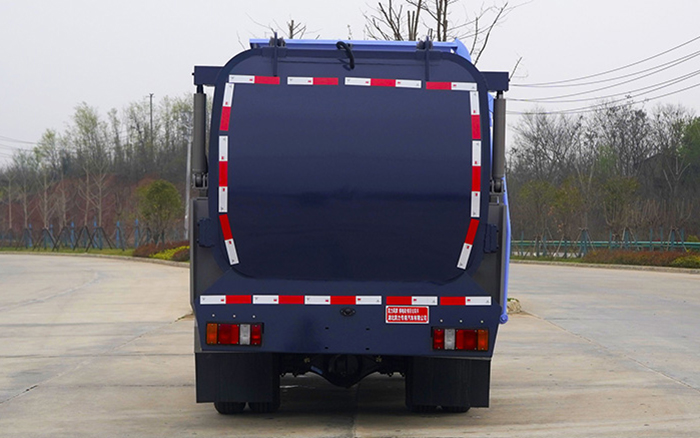 东风华神纯电餐厨垃圾车