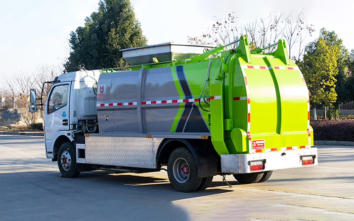 东风凯普特纯电餐厨垃圾车