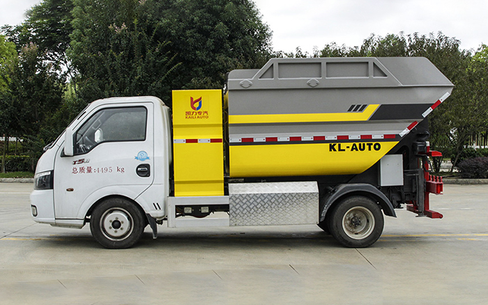 东风途逸纯电自装卸式垃圾车