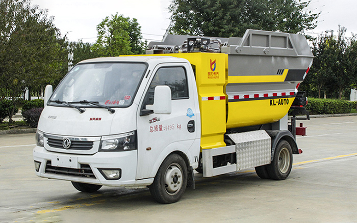 东风途逸纯电自装卸式垃圾车