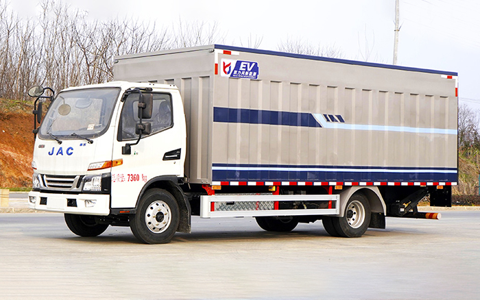 江淮骏铃纯电密封式桶装垃圾车