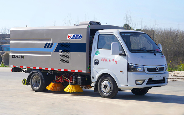 东风途逸纯电扫路车