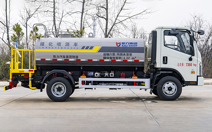 福田H2洒水车