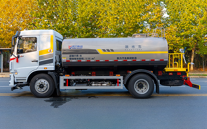 东风华神KL5洒水车