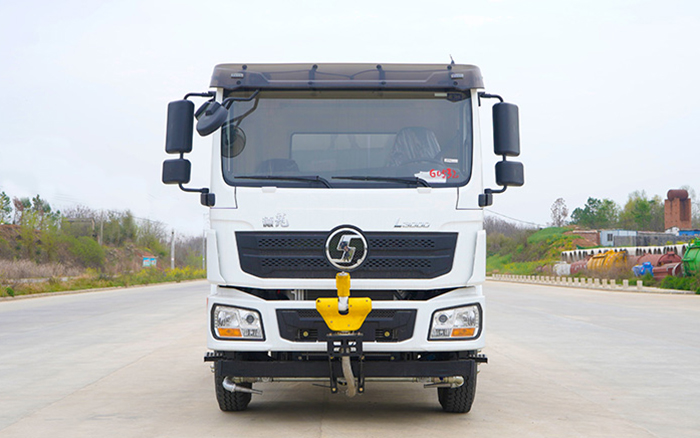 陕汽德龙L3000洒水车