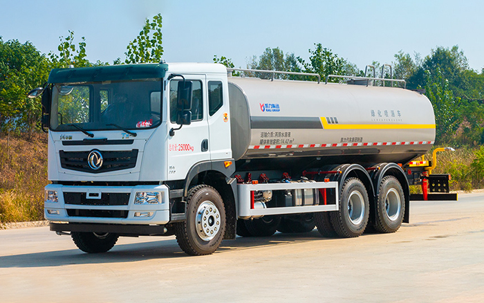 东风华神后双桥洒水车