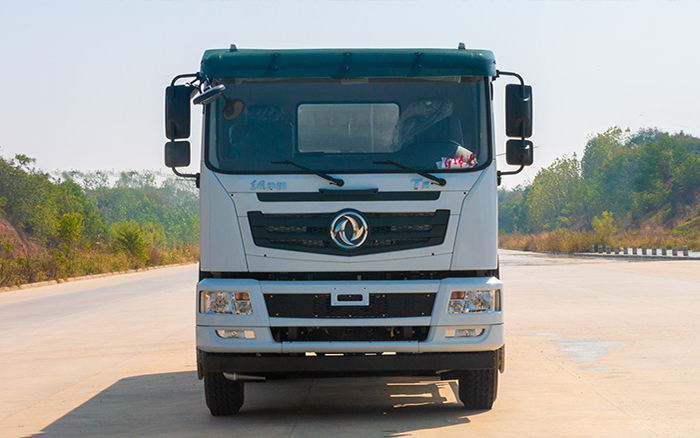 东风华神后双桥洒水车