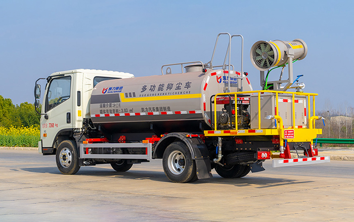 福田H2绿化喷洒车
