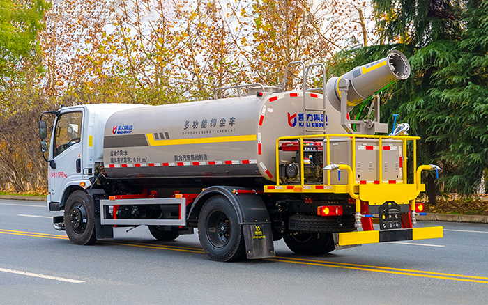 东风华神T1绿化喷洒车