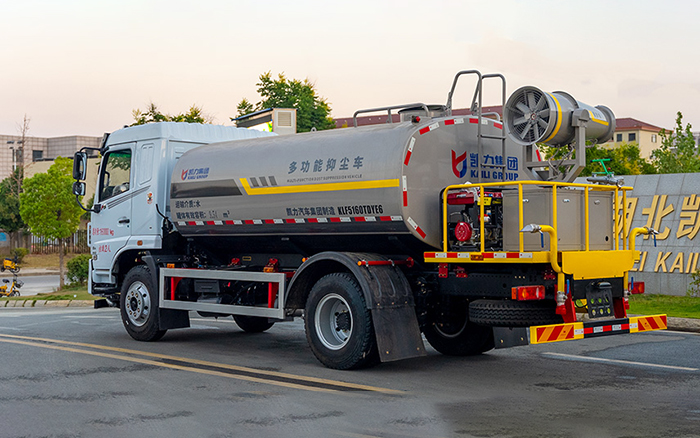 华神KL5绿化喷洒车