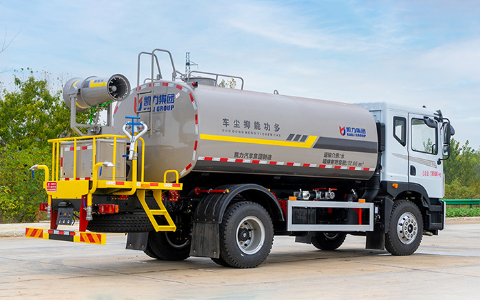 华神T5绿化喷洒车