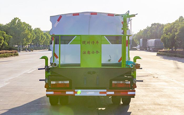 小多利卡多功能抑尘车