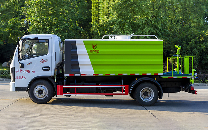 小多利卡多功能抑尘车