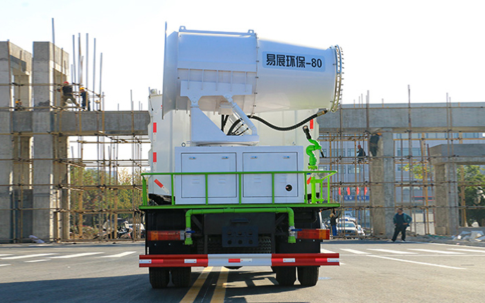 东风华神多功能抑尘车