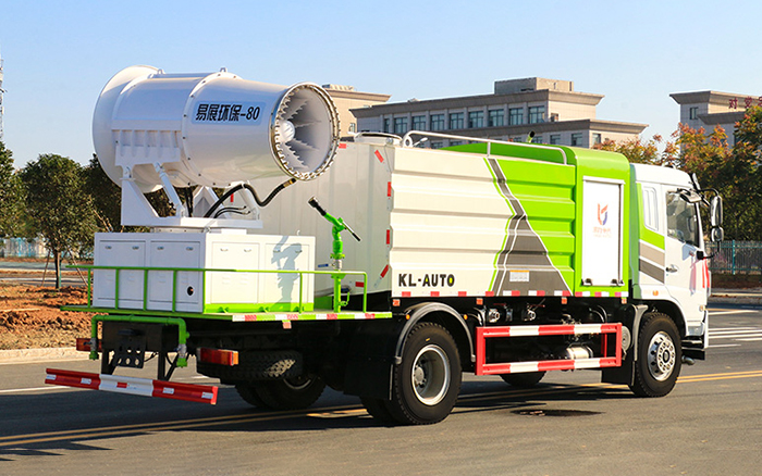 东风华神多功能抑尘车