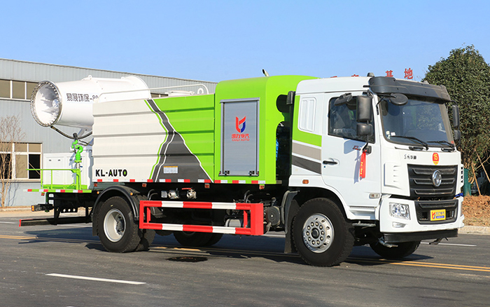 东风华神多功能抑尘车