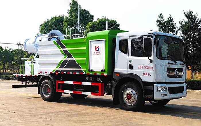 东风D9多功能抑尘车