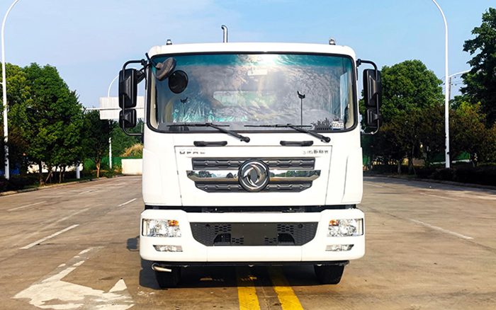 东风D9多功能抑尘车