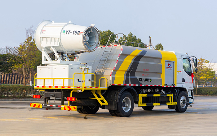 柳汽M3多功能抑尘车