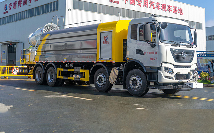 天锦前四后八多功能抑尘车