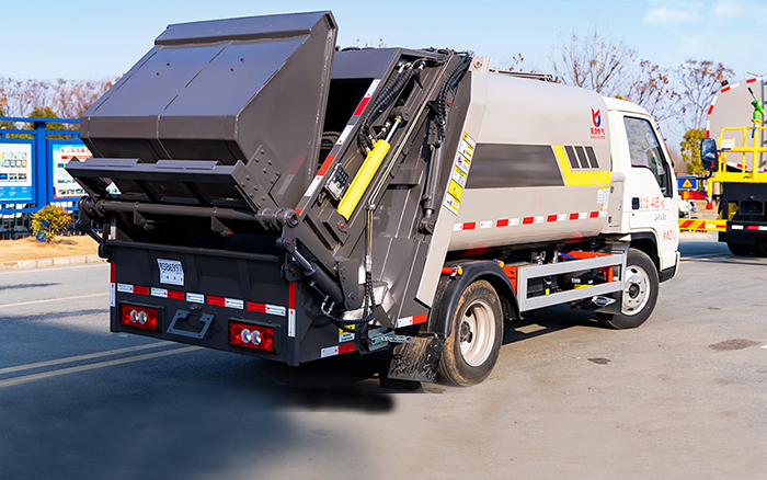 福田小卡之星3压缩式垃圾车