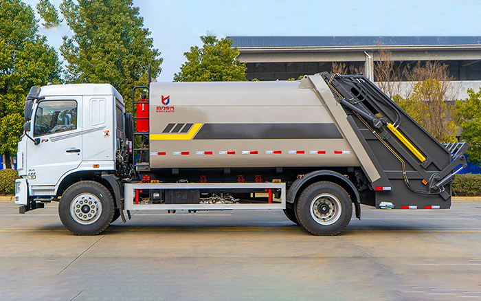 华神F5压缩式垃圾车