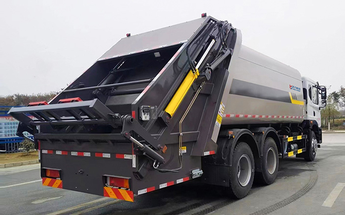 华神22方压缩式垃圾车