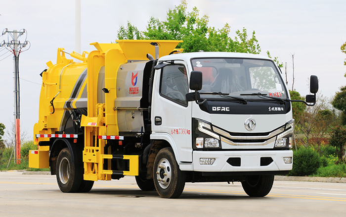 东风D6方罐餐厨式垃圾车