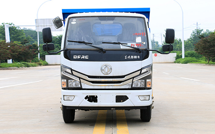 小多利卡自卸式垃圾车