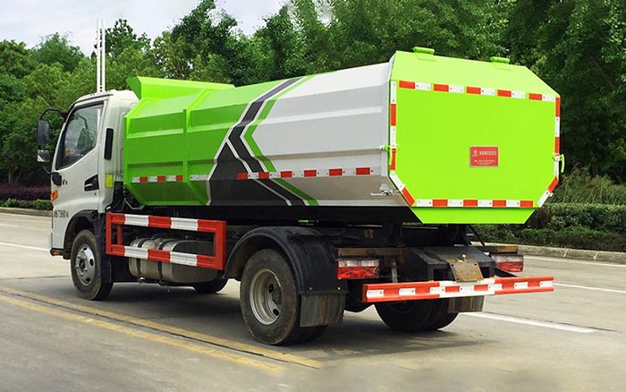 江淮V3自装卸式垃圾车 侧装