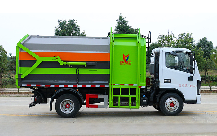 东风D6自装卸式垃圾车 侧装